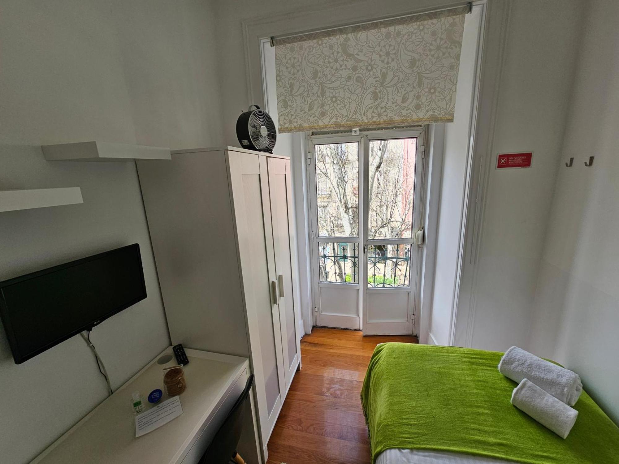 Almirante Guesthouse Lisbon Room photo